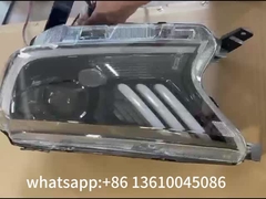 Plastikowe czarne reflektory samochodowe LED dla Toyota HILUX REVO ROCCO